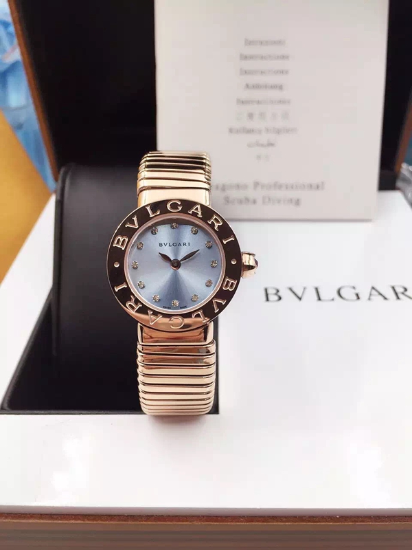 ブルガリ時計正面デザイン